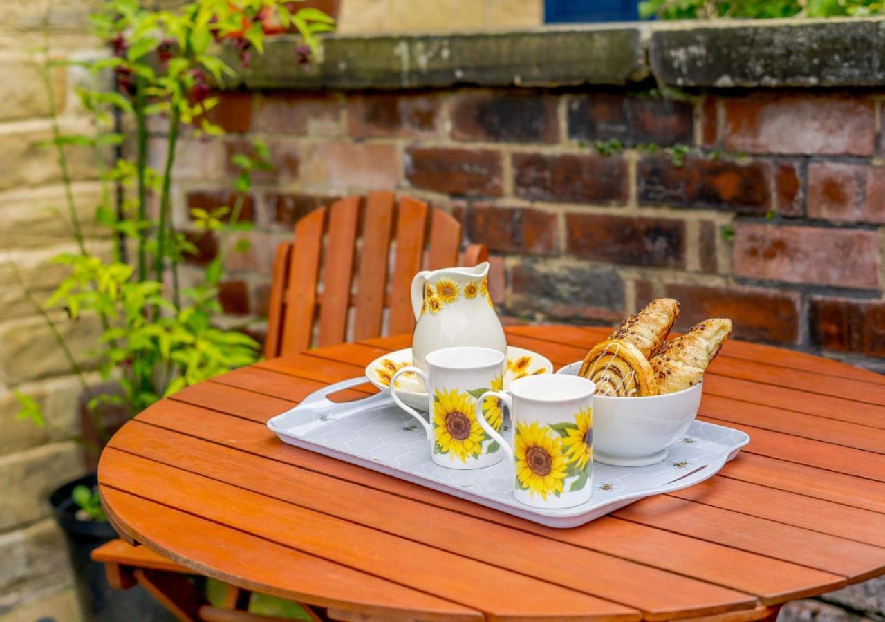Salts Mill Workers Cottage Шипли Экстерьер фото