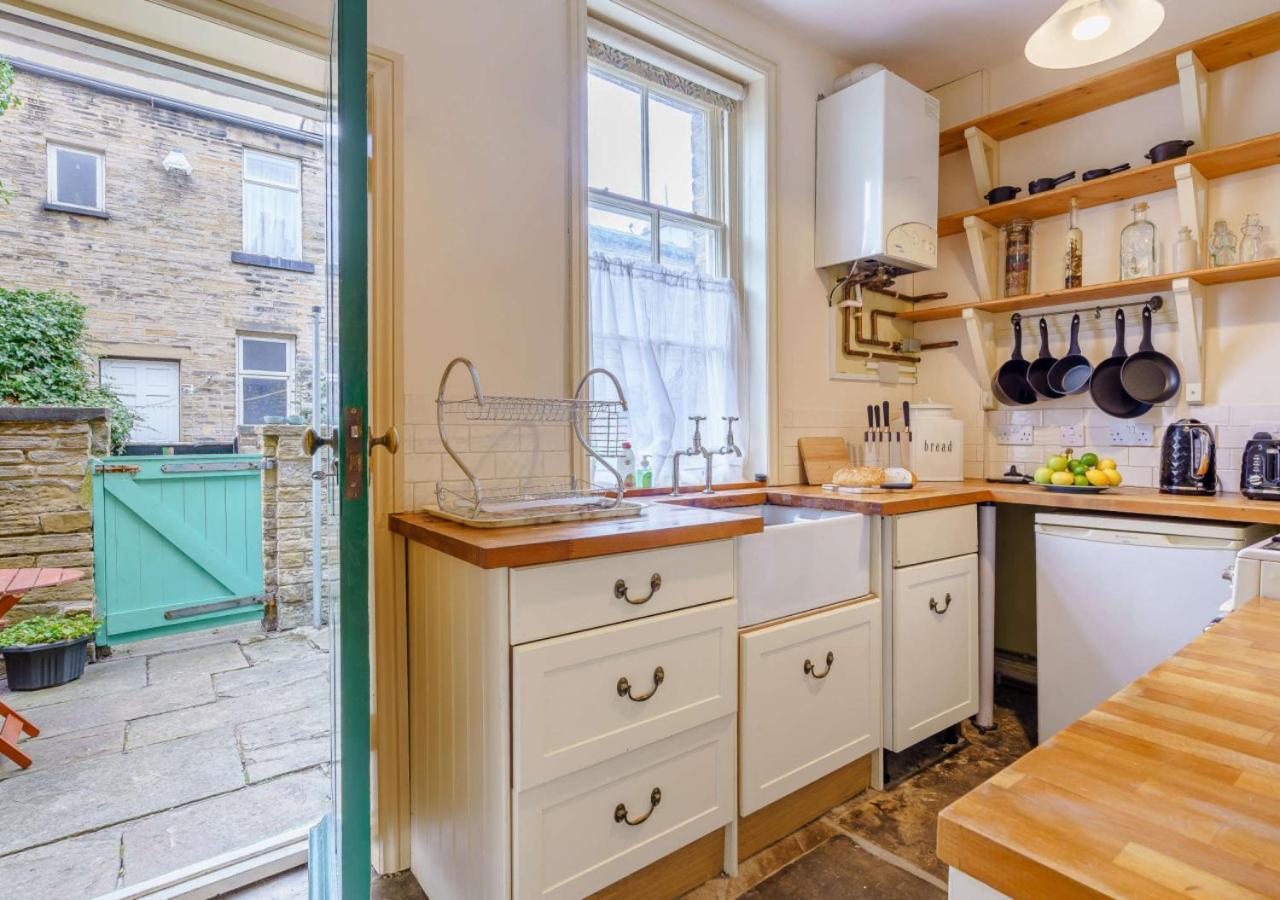 Salts Mill Workers Cottage Шипли Экстерьер фото